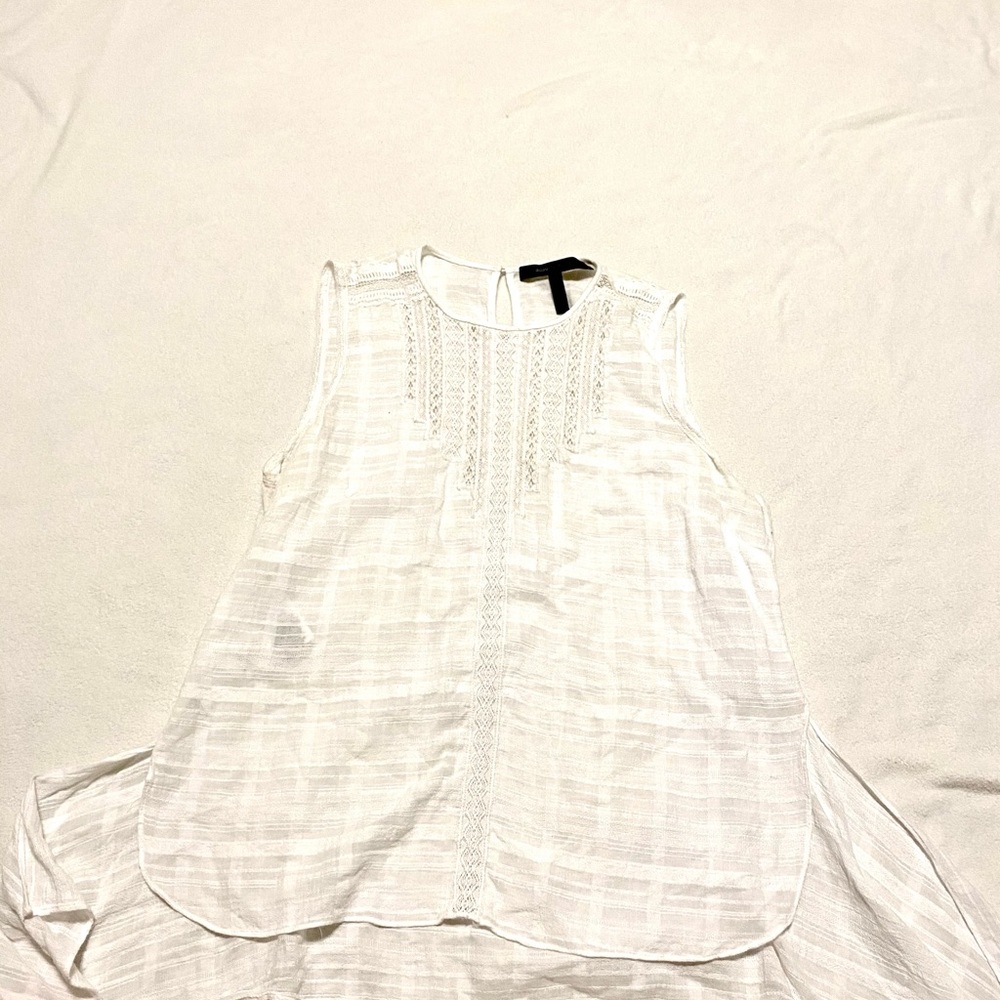 Bcbg women’s size medium lace top